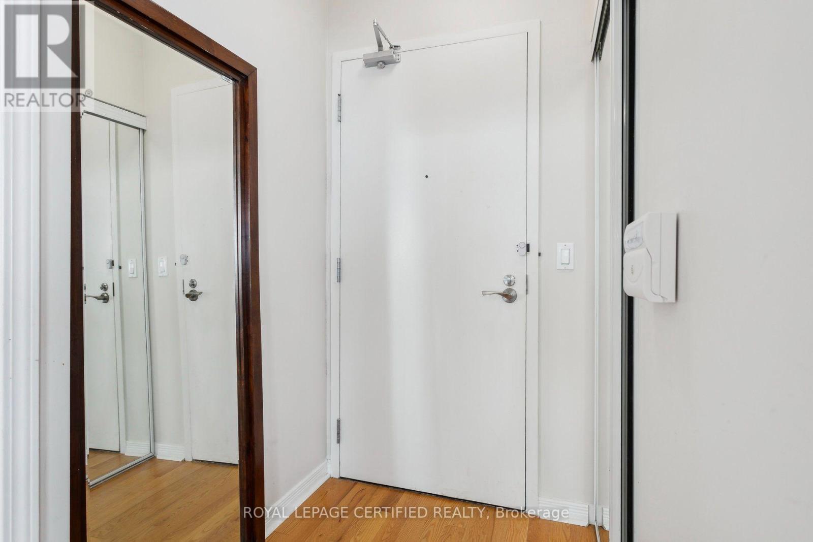 1208 - 2240 Lakeshore Boulevard W, Toronto, ON - Indoor Photo Showing Other Room