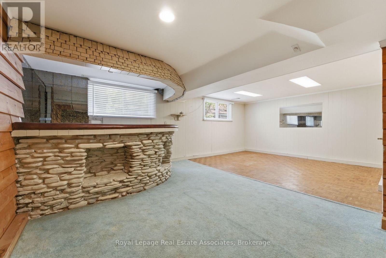 1069 Alexandra Avenue, Mississauga, ON - Indoor