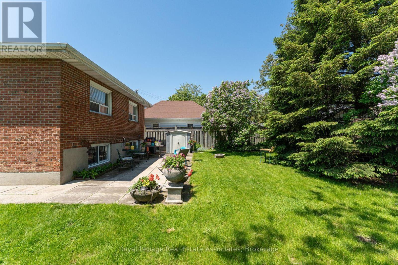 1069 Alexandra Avenue, Mississauga, ON - Outdoor