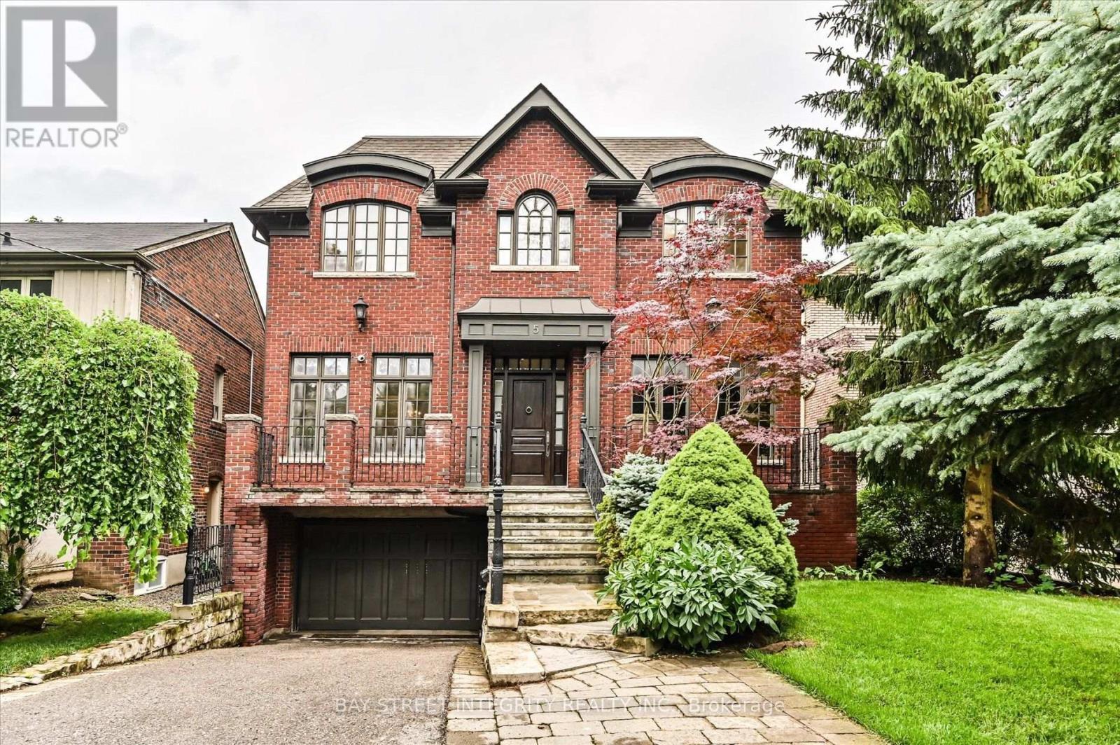 5 Westgrove Crescent, Toronto, ON - Outdoor