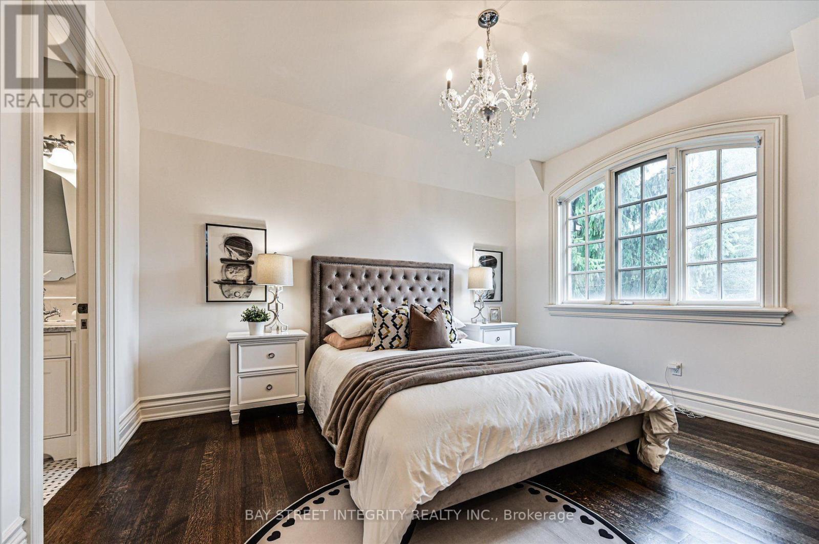 5 Westgrove Crescent, Toronto, ON - Indoor Photo Showing Bedroom