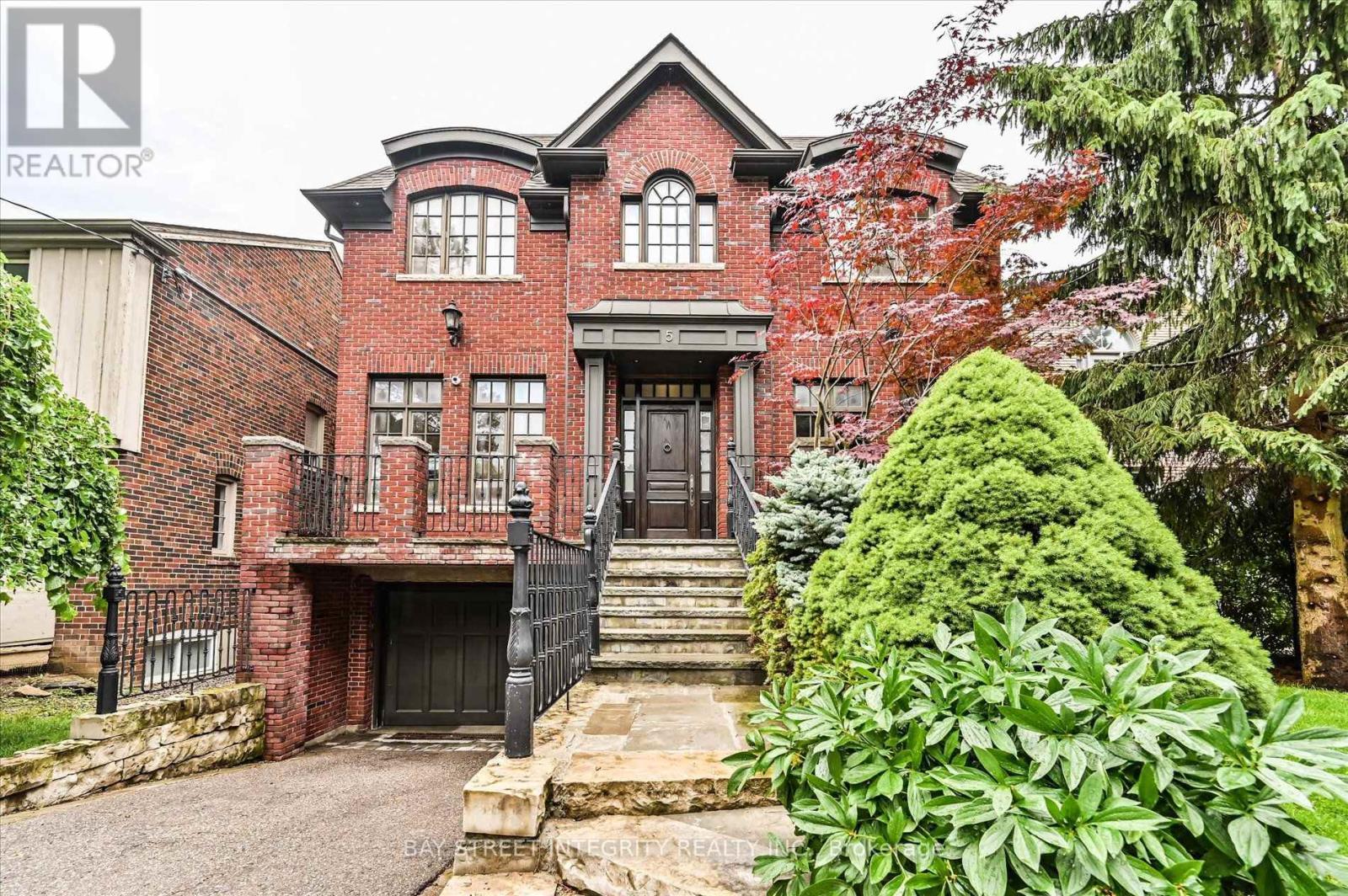 5 Westgrove Crescent, Toronto, ON - Outdoor