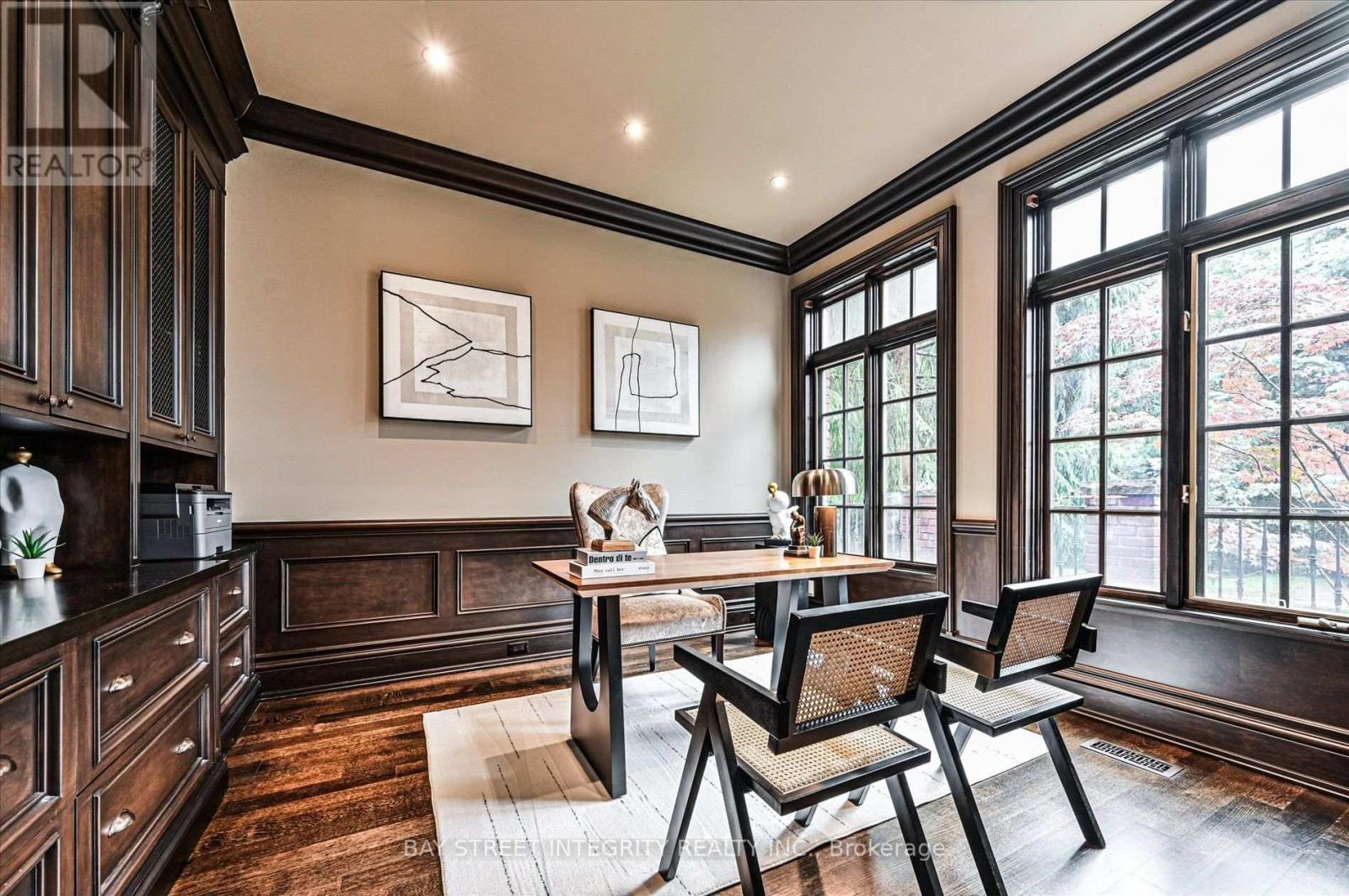 5 Westgrove Crescent, Toronto, ON - Indoor