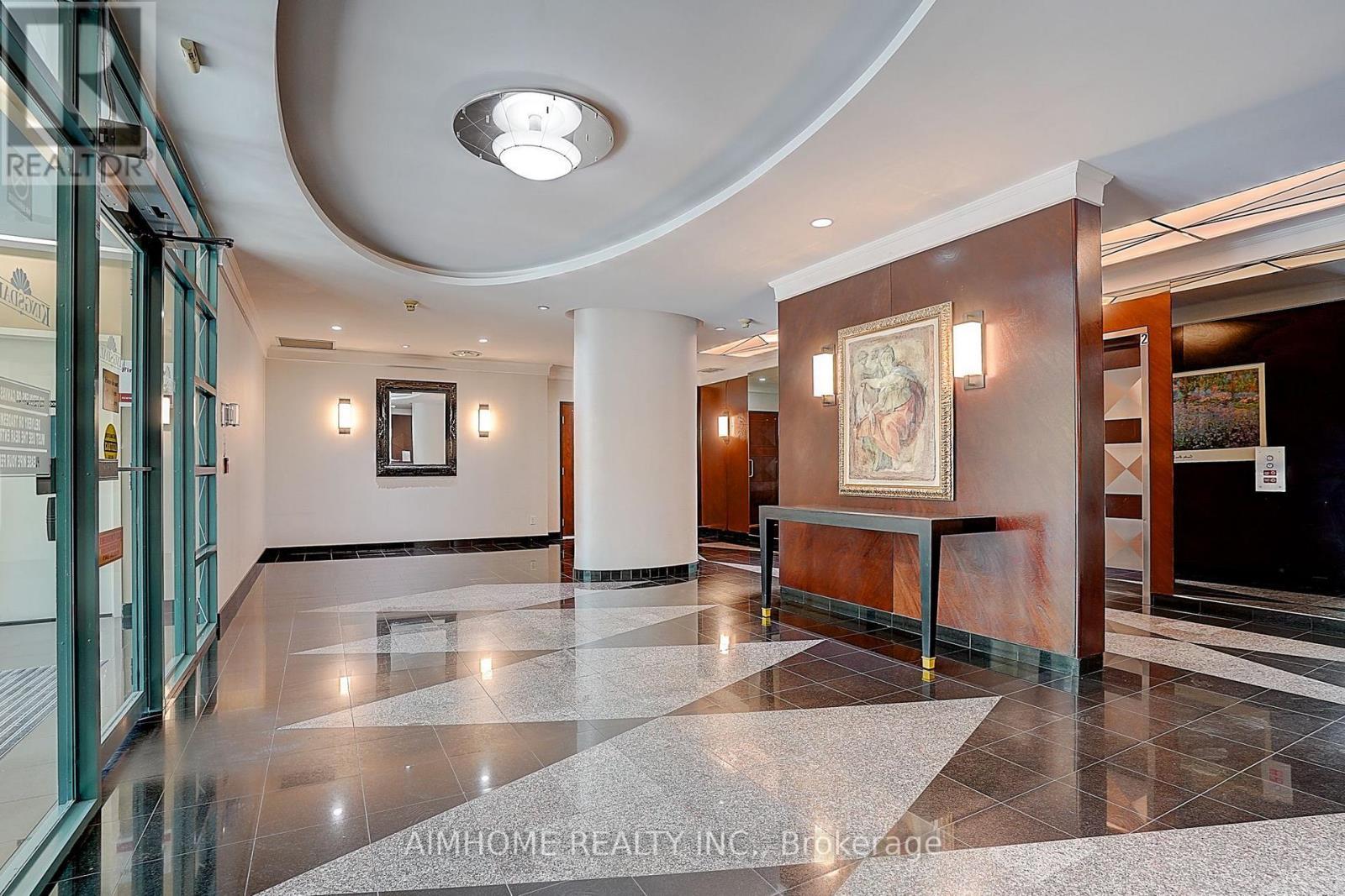 511 - 238 Doris Avenue, Toronto, ON - Indoor Photo Showing Other Room