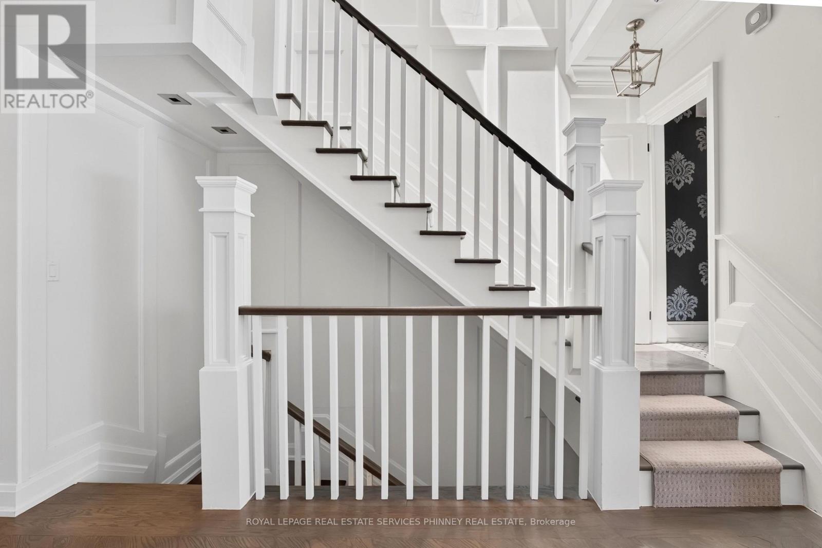 245 Florence Avenue, Toronto, ON - Indoor Photo Showing Other Room