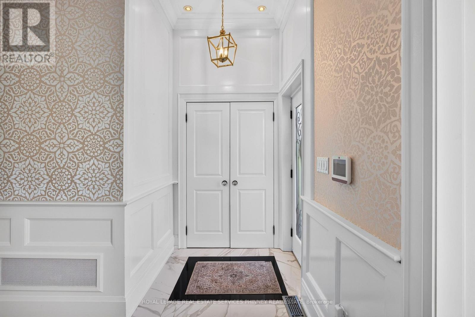 245 Florence Avenue, Toronto, ON - Indoor