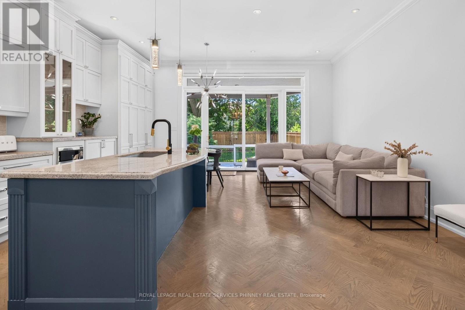 245 Florence Avenue, Toronto, ON - Indoor