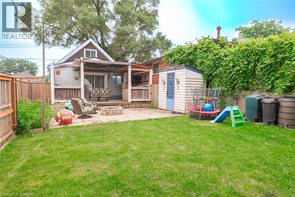 717 Knox Avenue, Hamilton, ON - Outdoor With Deck Patio Veranda