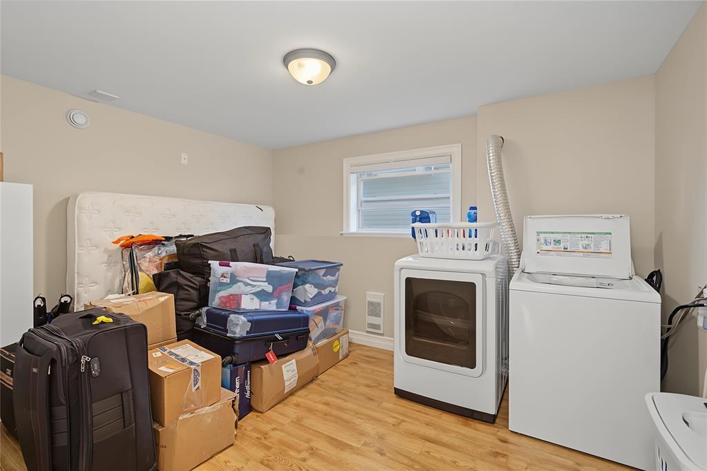 50 Iceland Place, St. John’S, NL - Indoor Photo Showing Laundry Room