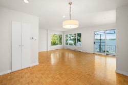 Salon - 