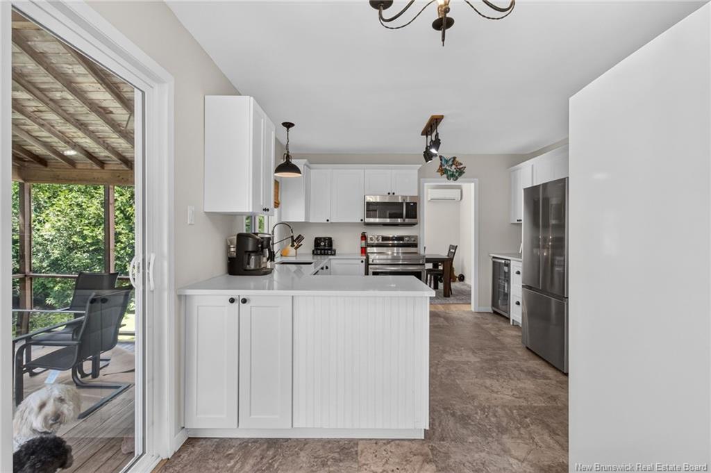 805 Yale Ave, Riverview, NB