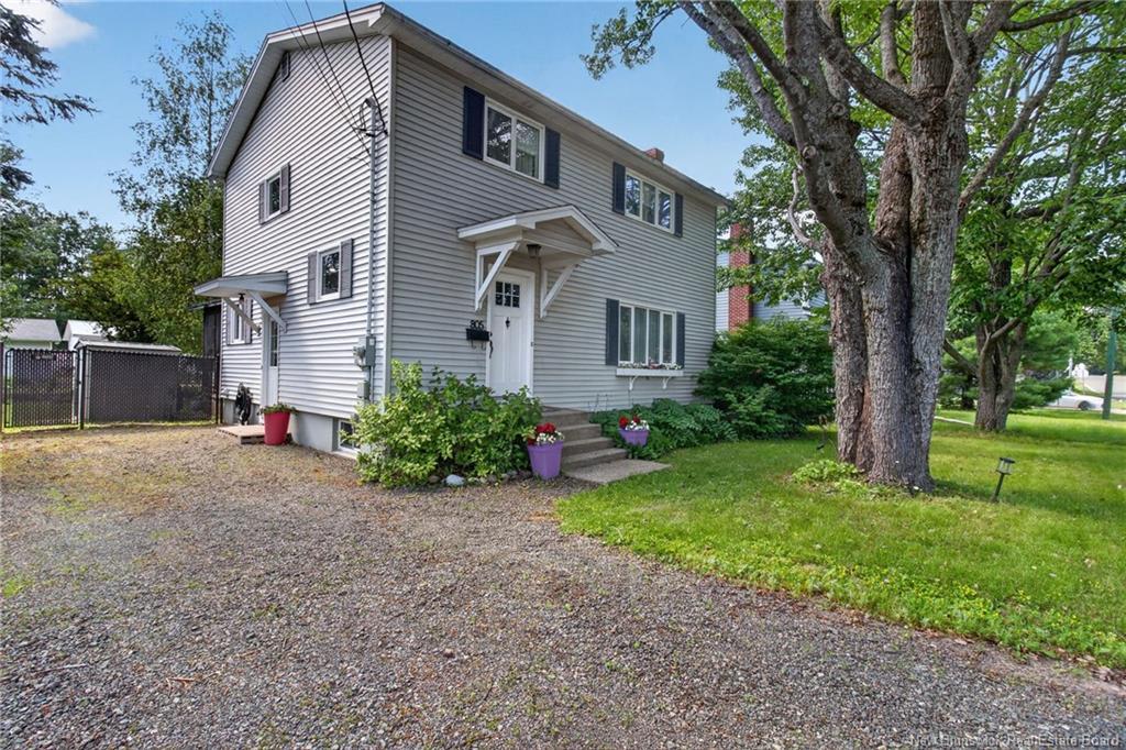 805 Yale Ave, Riverview, NB