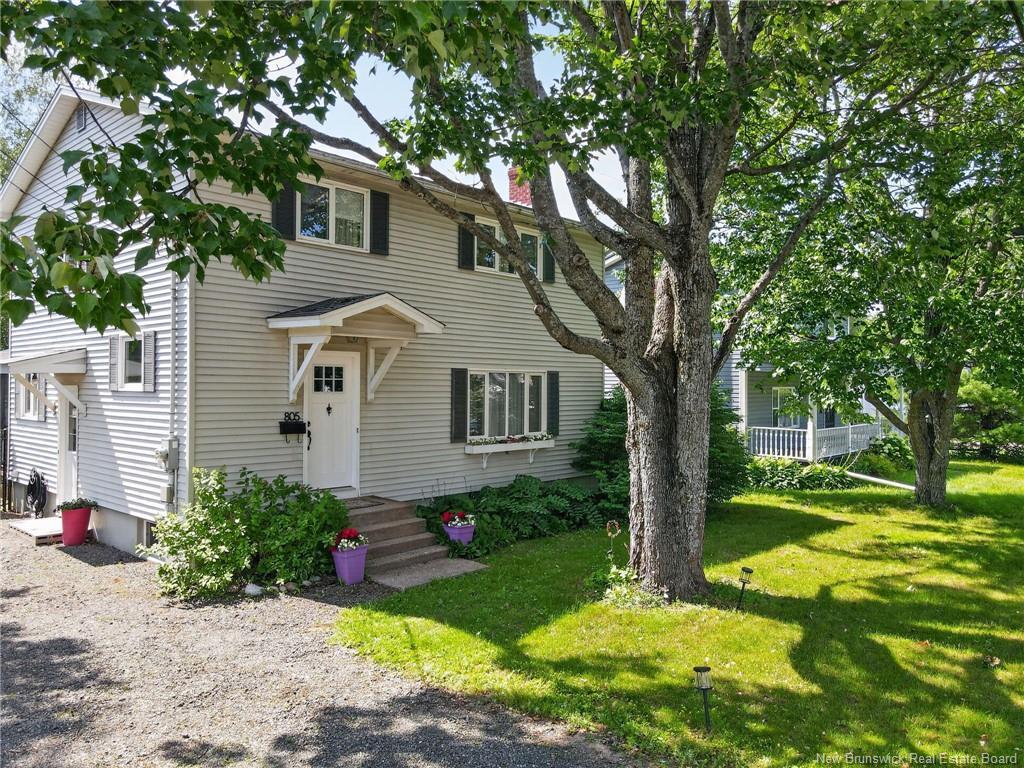 805 Yale Ave, Riverview, NB