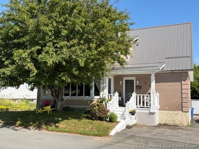 424 Golf St, Bathurst, NB