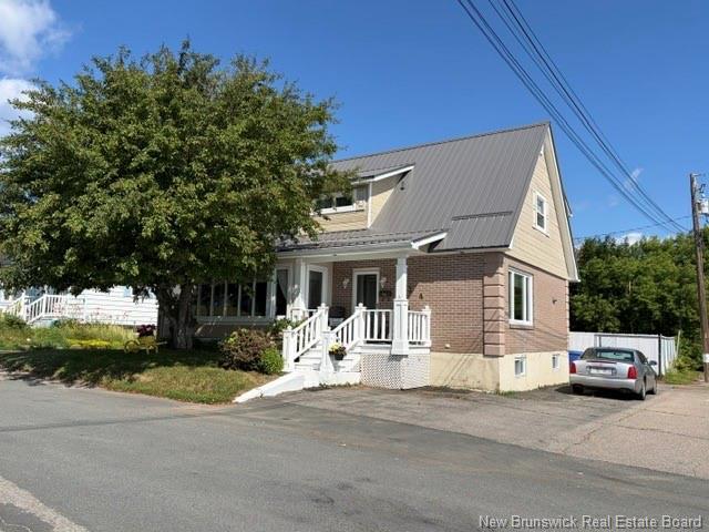 424 Golf St, Bathurst, NB