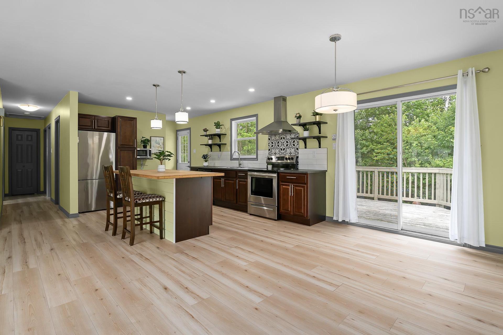 87 Marlboro Drive, Bridgewater, NS - Indoor