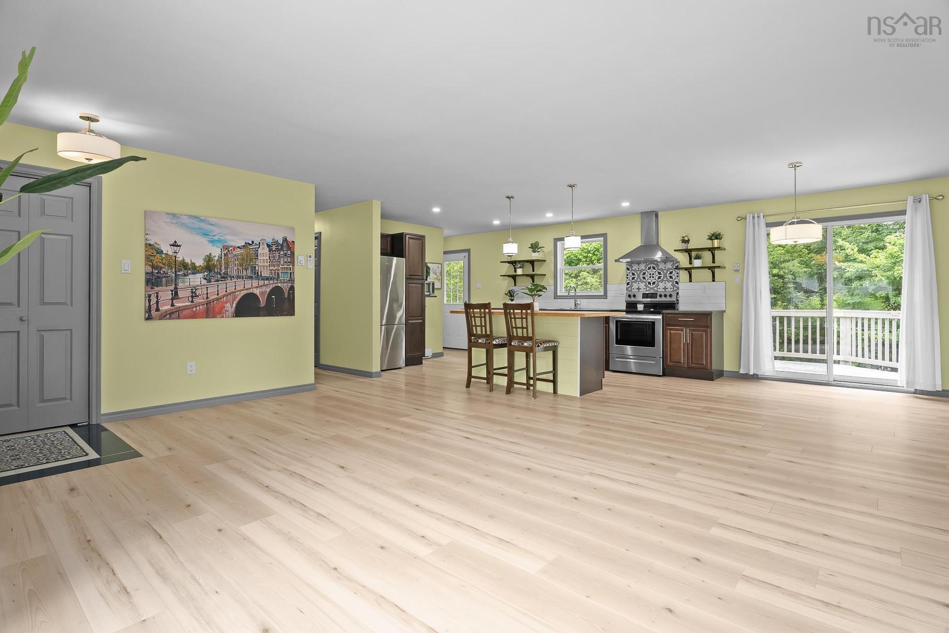 87 Marlboro Drive, Bridgewater, NS - Indoor