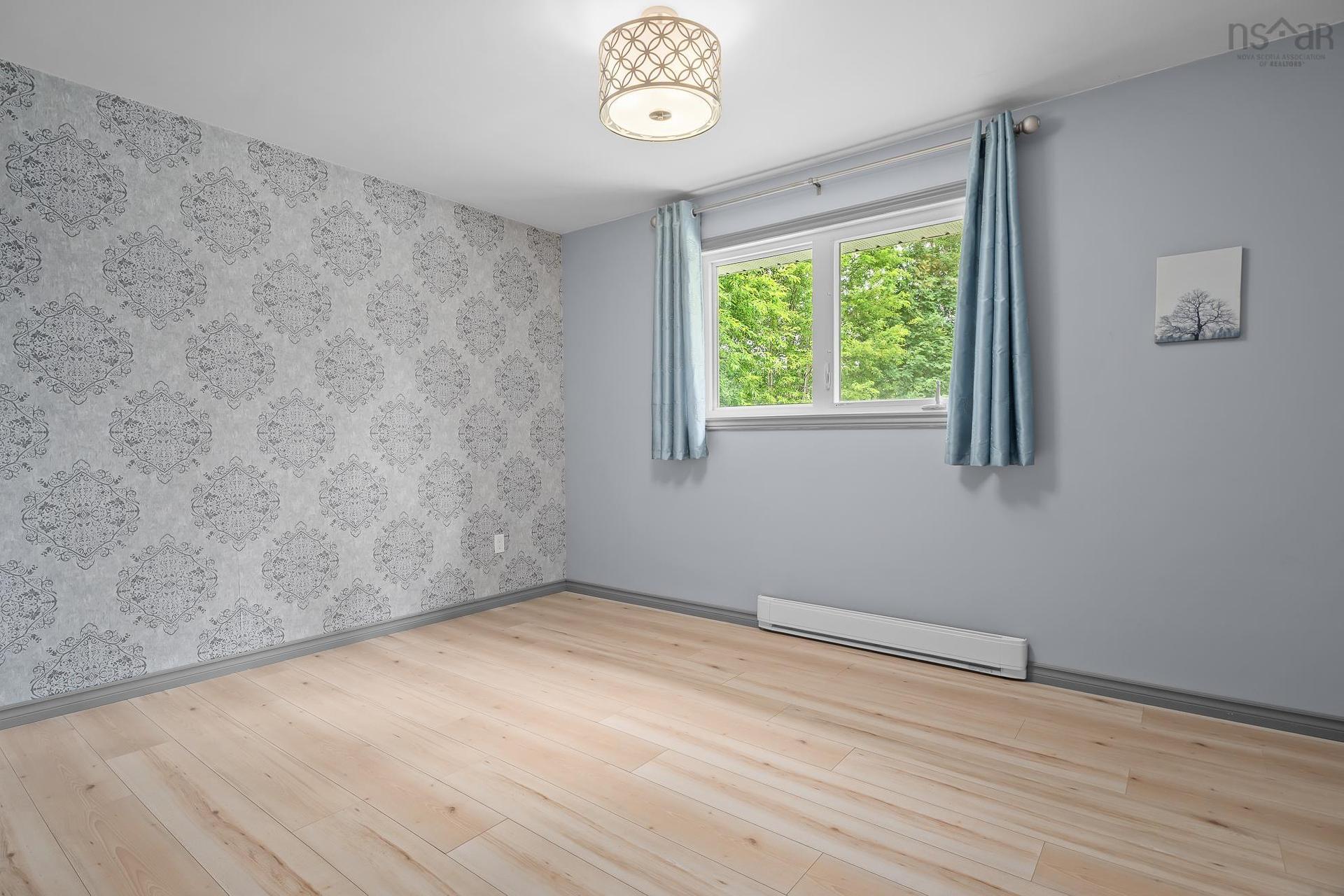 87 Marlboro Drive, Bridgewater, NS - Indoor Photo Showing Other Room
