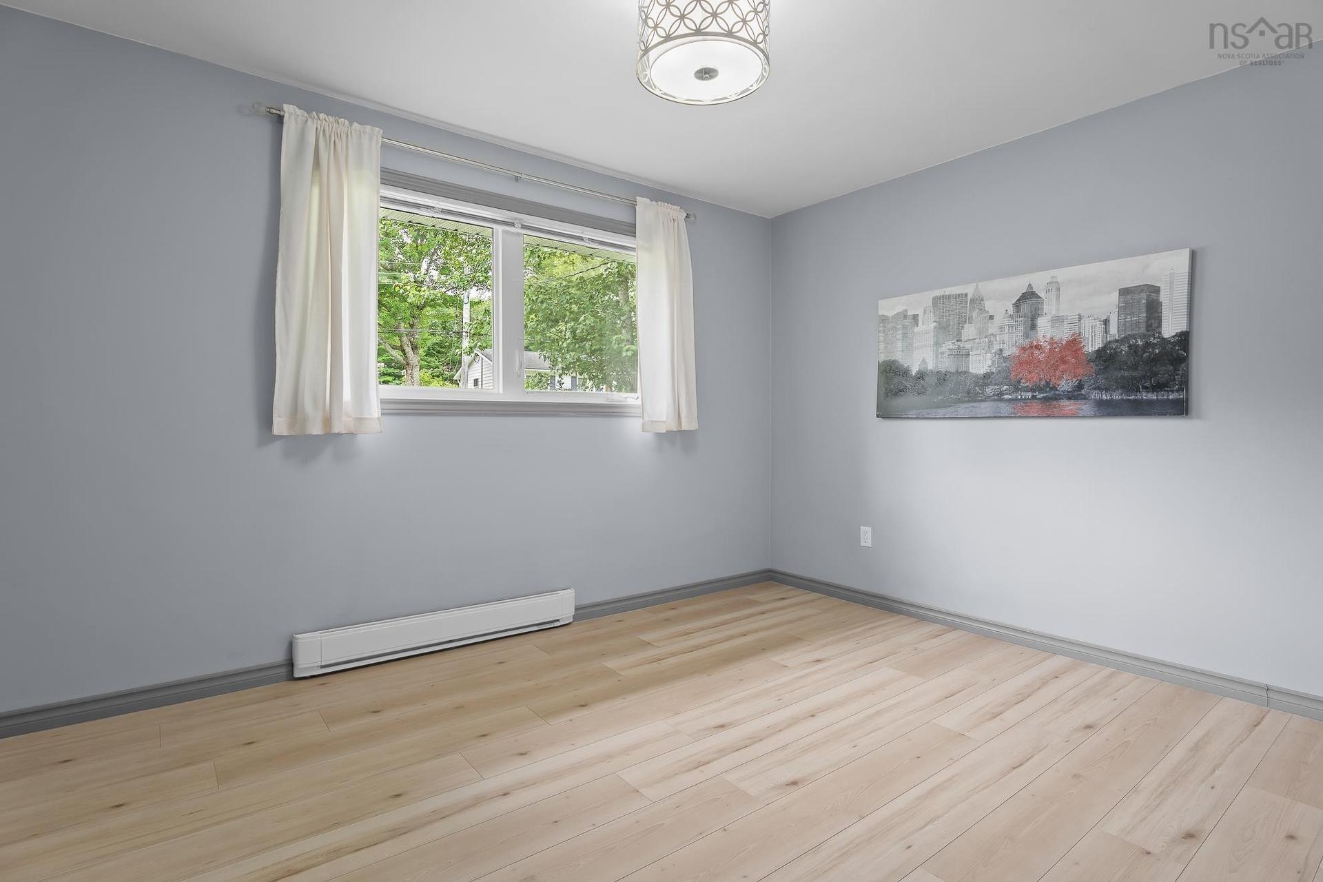 87 Marlboro Drive, Bridgewater, NS - Indoor Photo Showing Other Room