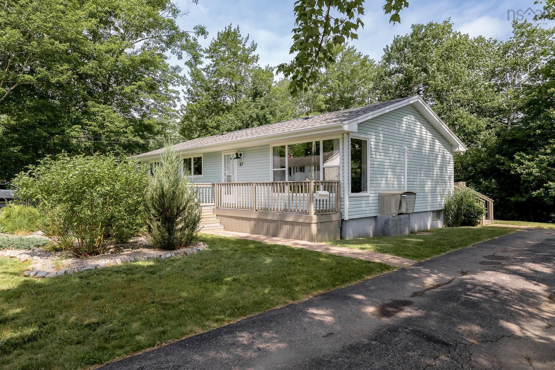87 Marlboro Drive, Bridgewater, NS - Outdoor With Deck Patio Veranda