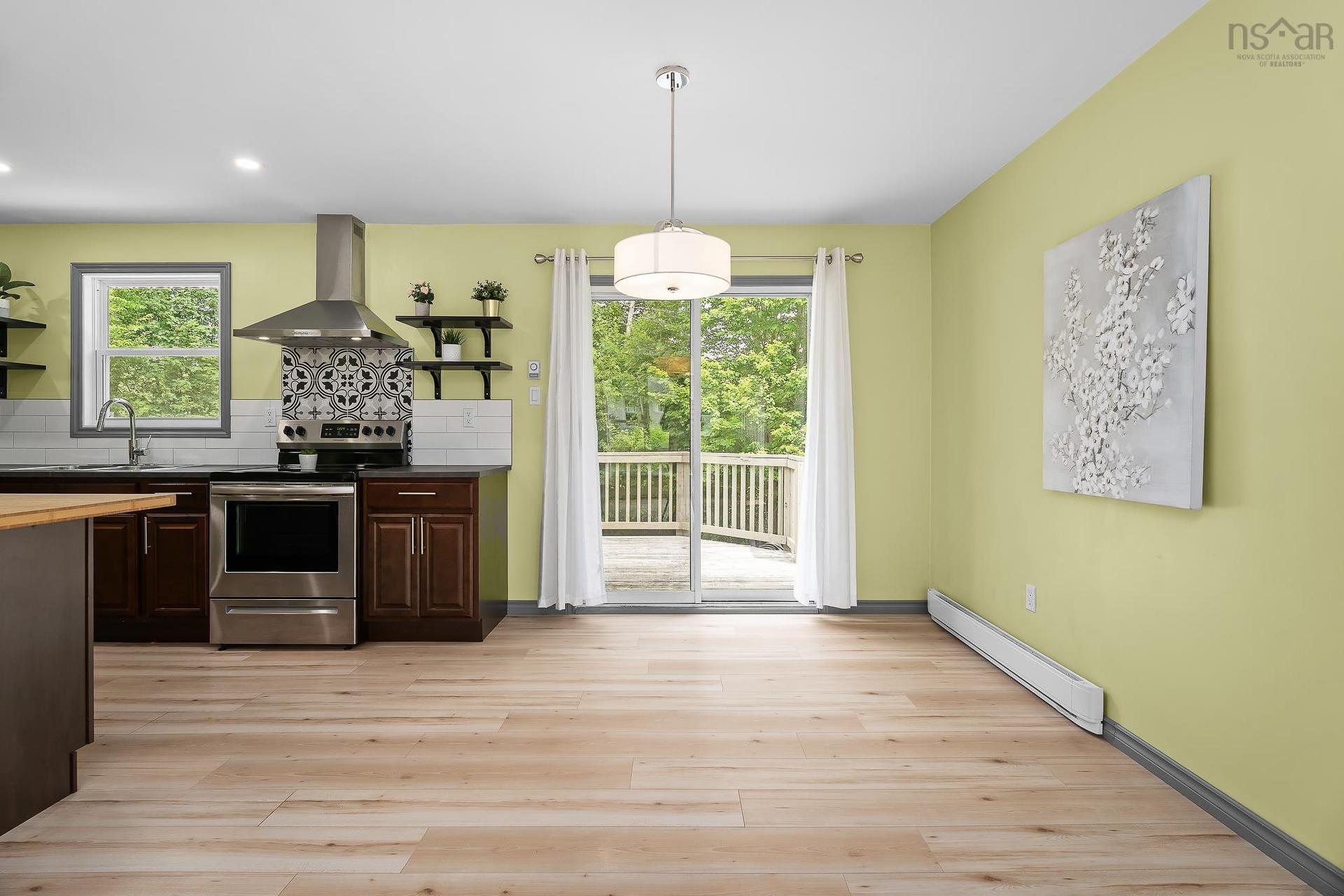 87 Marlboro Drive, Bridgewater, NS - Indoor Photo Showing Other Room