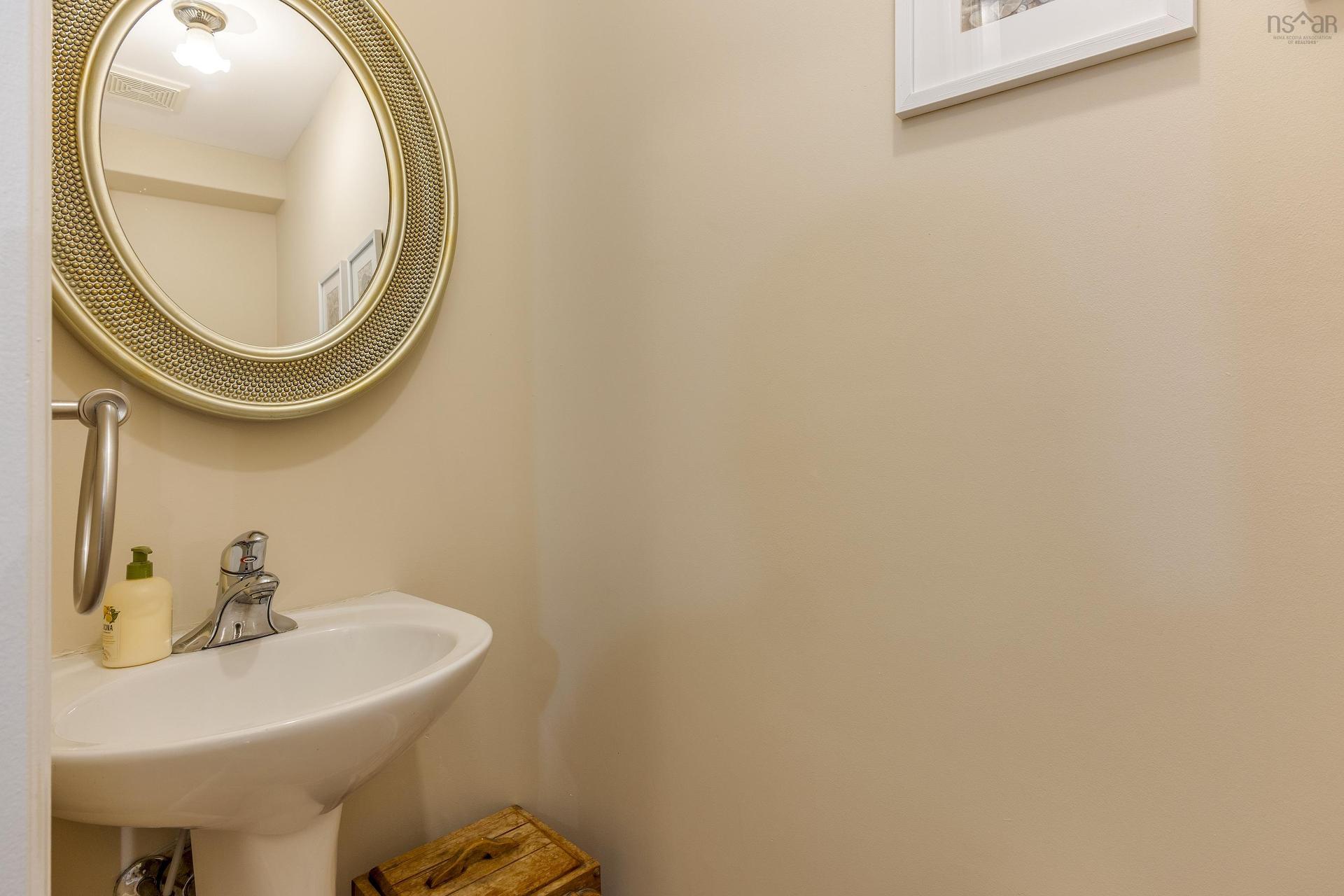 209 Sheppards Run, Beechville, NS - Indoor Photo Showing Bathroom
