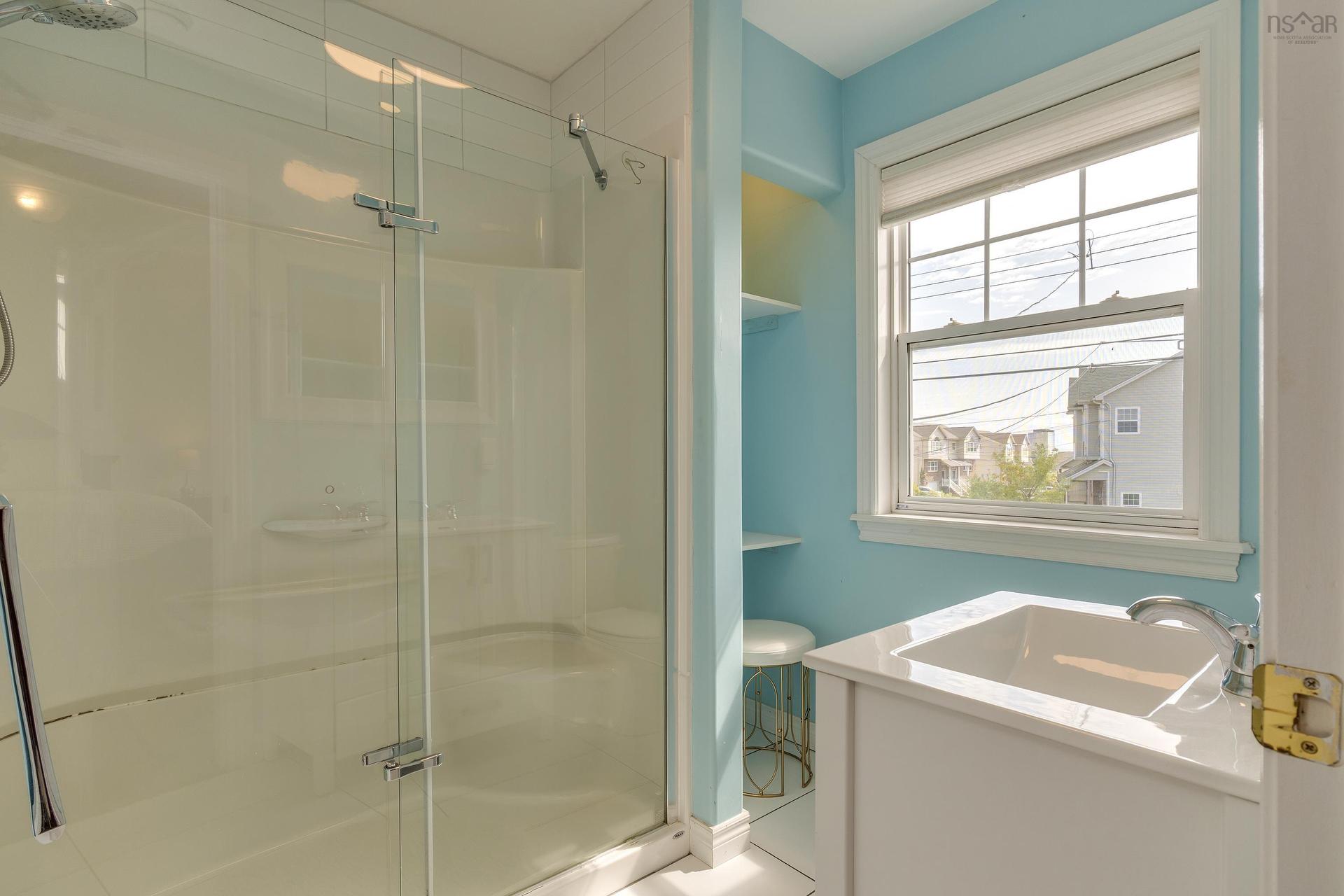209 Sheppards Run, Beechville, NS - Indoor Photo Showing Bathroom