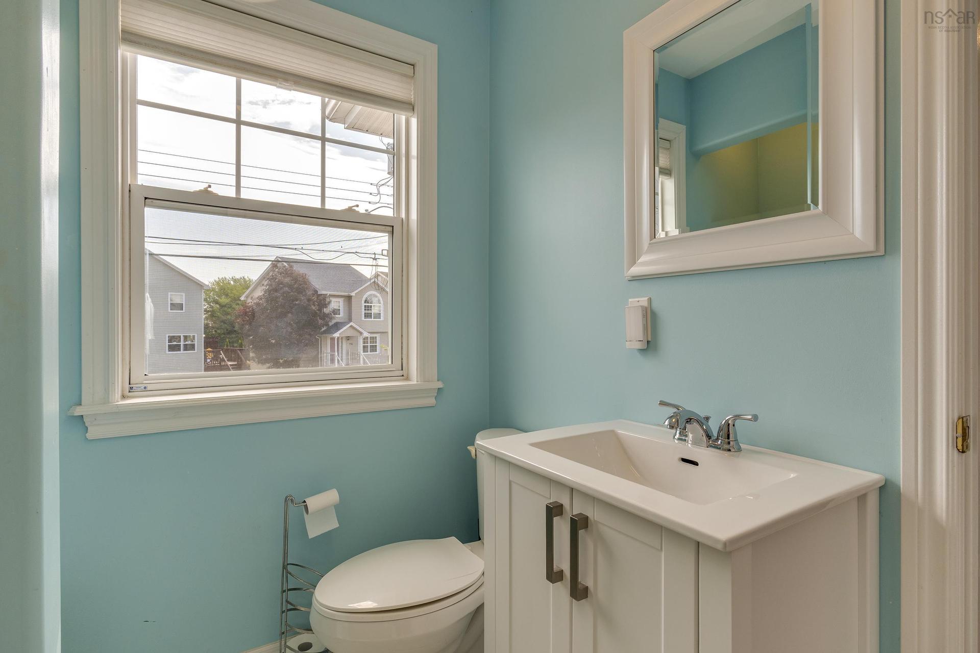 209 Sheppards Run, Beechville, NS - Indoor Photo Showing Bathroom