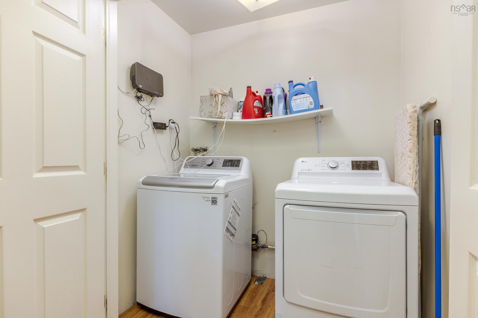 209 Sheppards Run, Beechville, NS - Indoor Photo Showing Laundry Room
