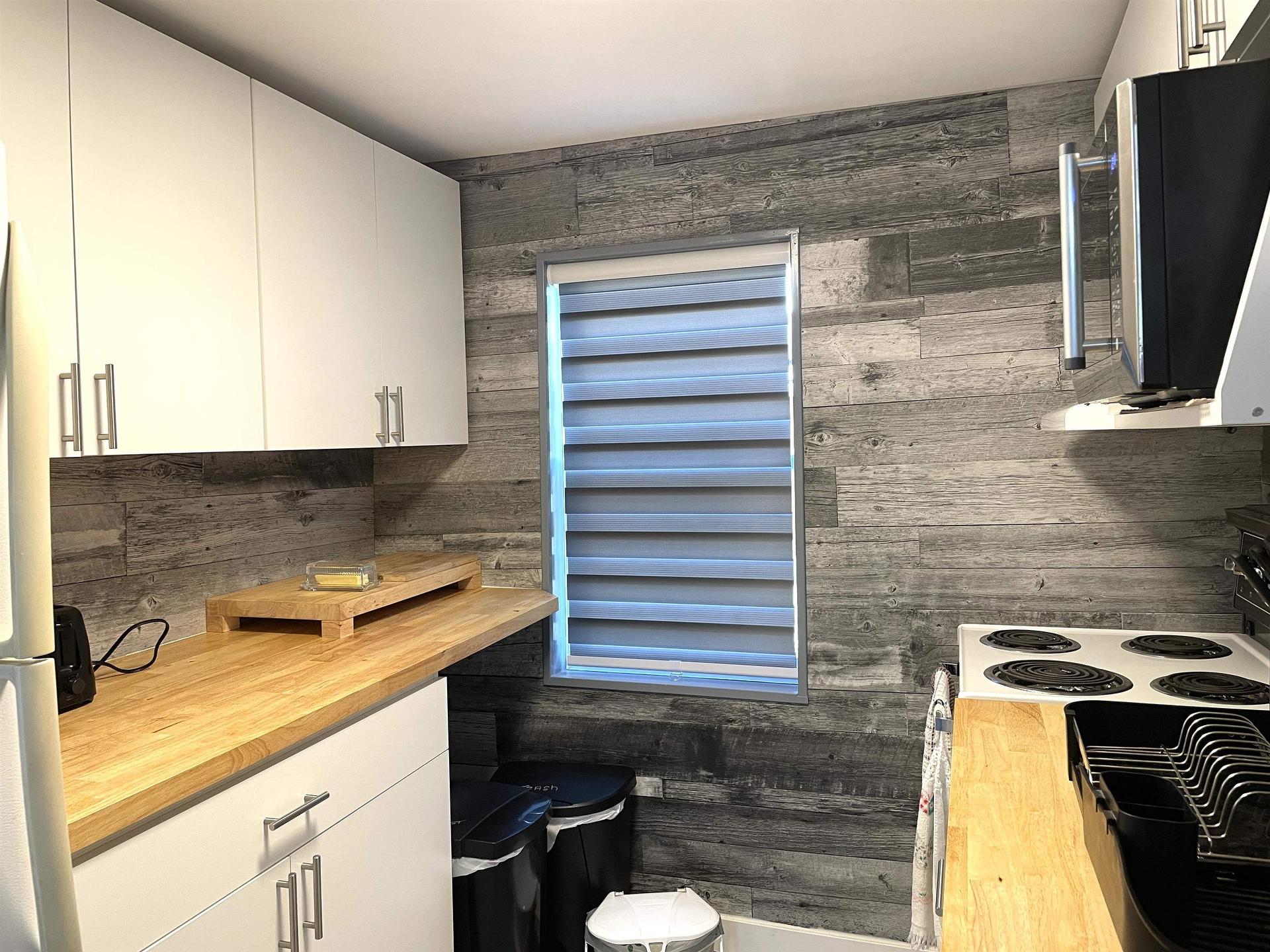 533 Sheen Street, Summerside, PE - Indoor Photo Showing Kitchen