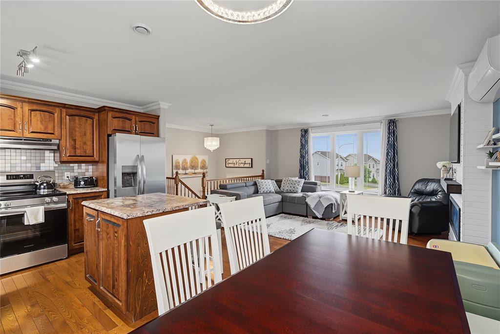 51 Croydon Street, Paradise, NL - Indoor