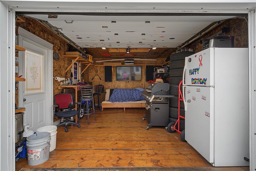 51 Croydon Street, Paradise, NL - Indoor