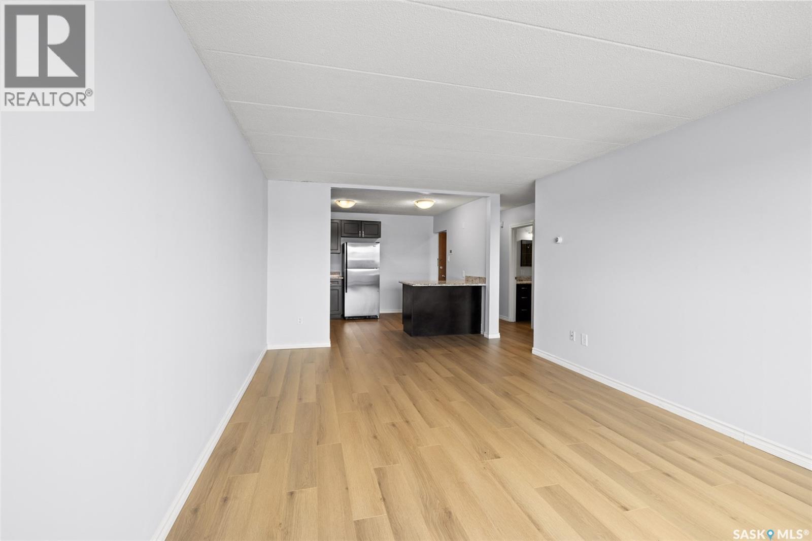 21 2620 5Th Avenue N, Regina, SK - Indoor Photo Showing Other Room