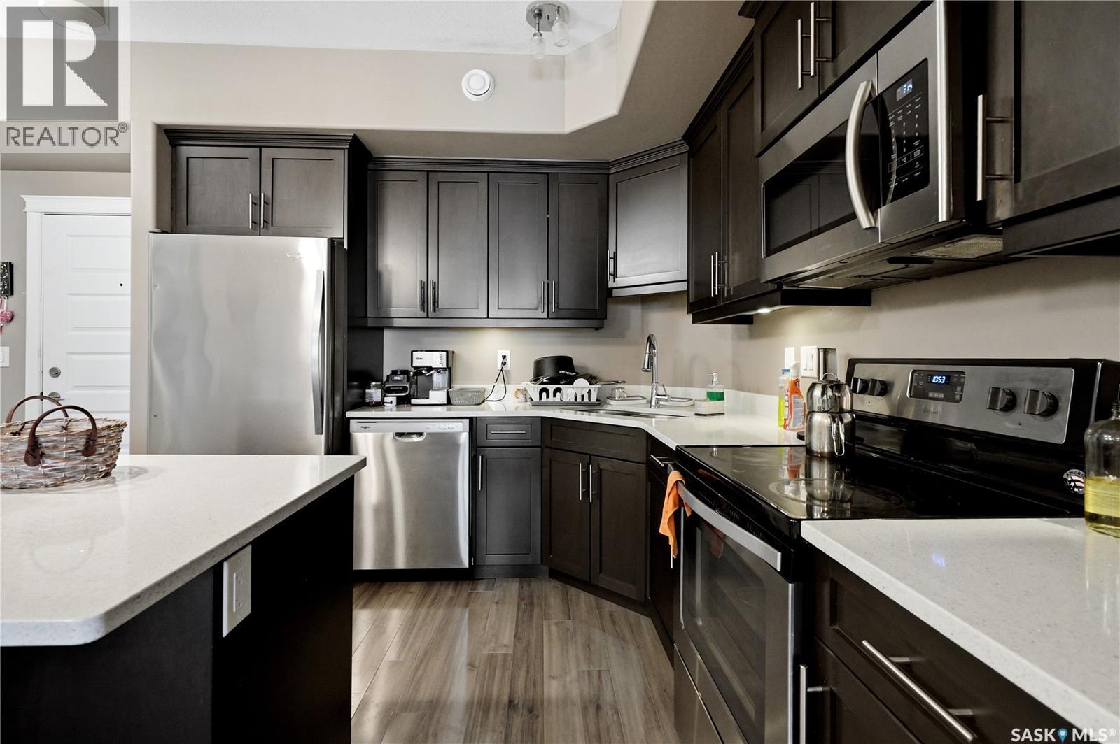210 423 Nelson Road, Saskatoon, SK - Indoor Photo Showing Kitchen