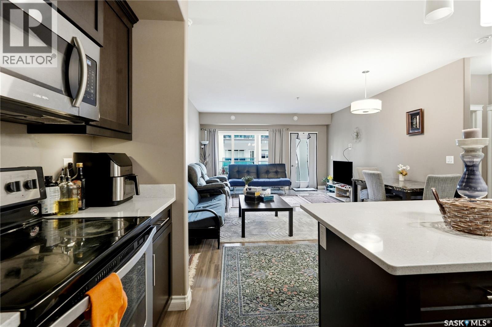 210 423 Nelson Road, Saskatoon, SK - Indoor Photo Showing Kitchen