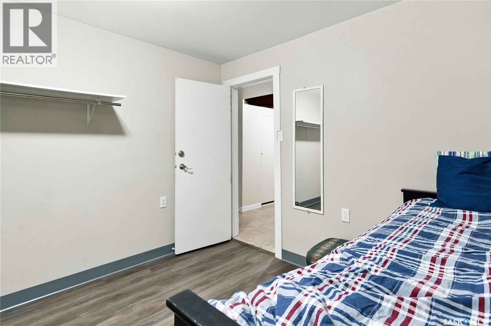 1116 Ewart Avenue, Saskatoon, SK - Indoor Photo Showing Bedroom