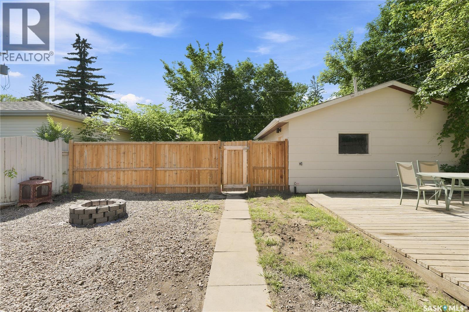 1116 Ewart Avenue, Saskatoon, SK - Outdoor