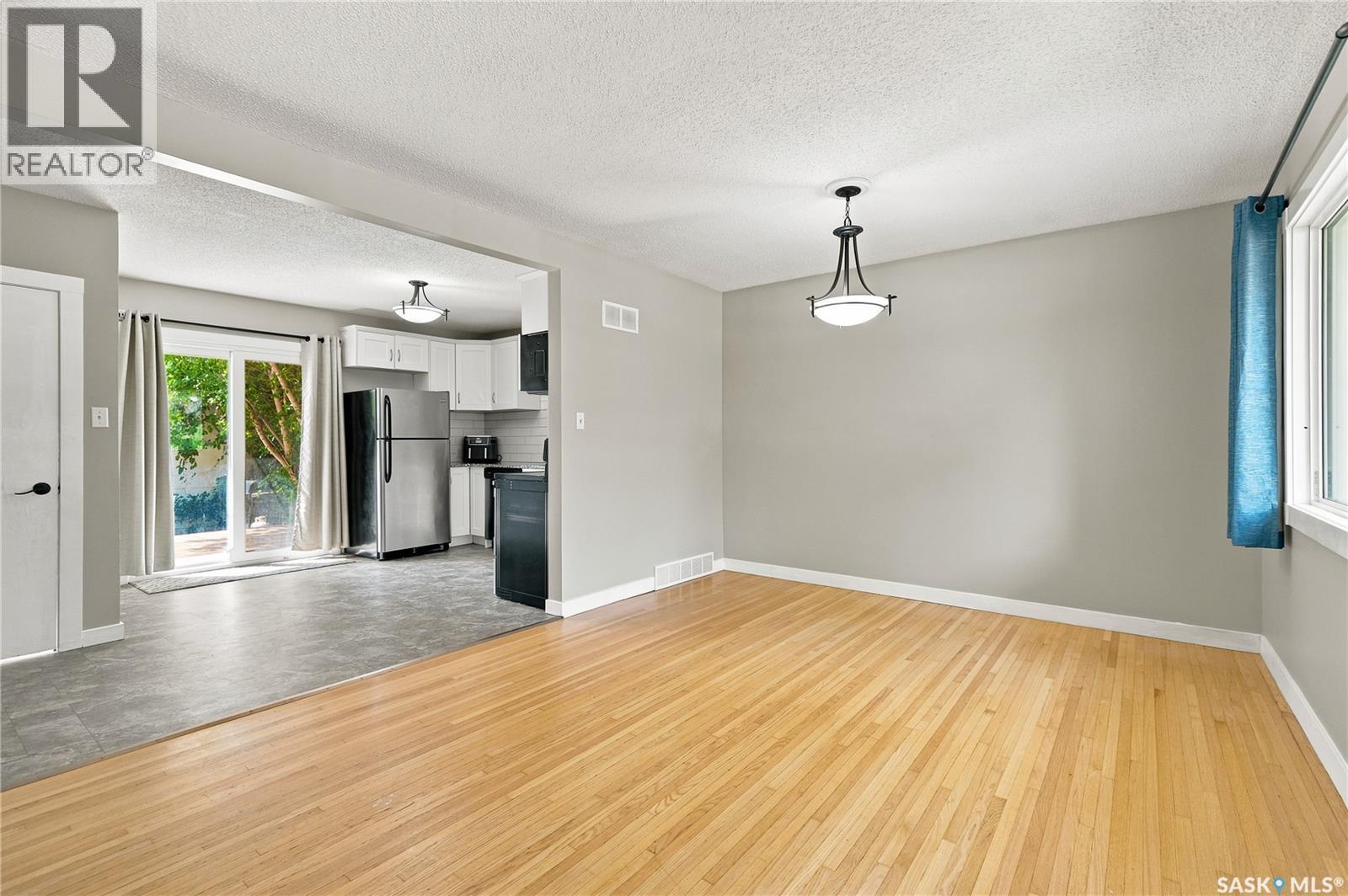 1116 Ewart Avenue, Saskatoon, SK - Indoor Photo Showing Other Room