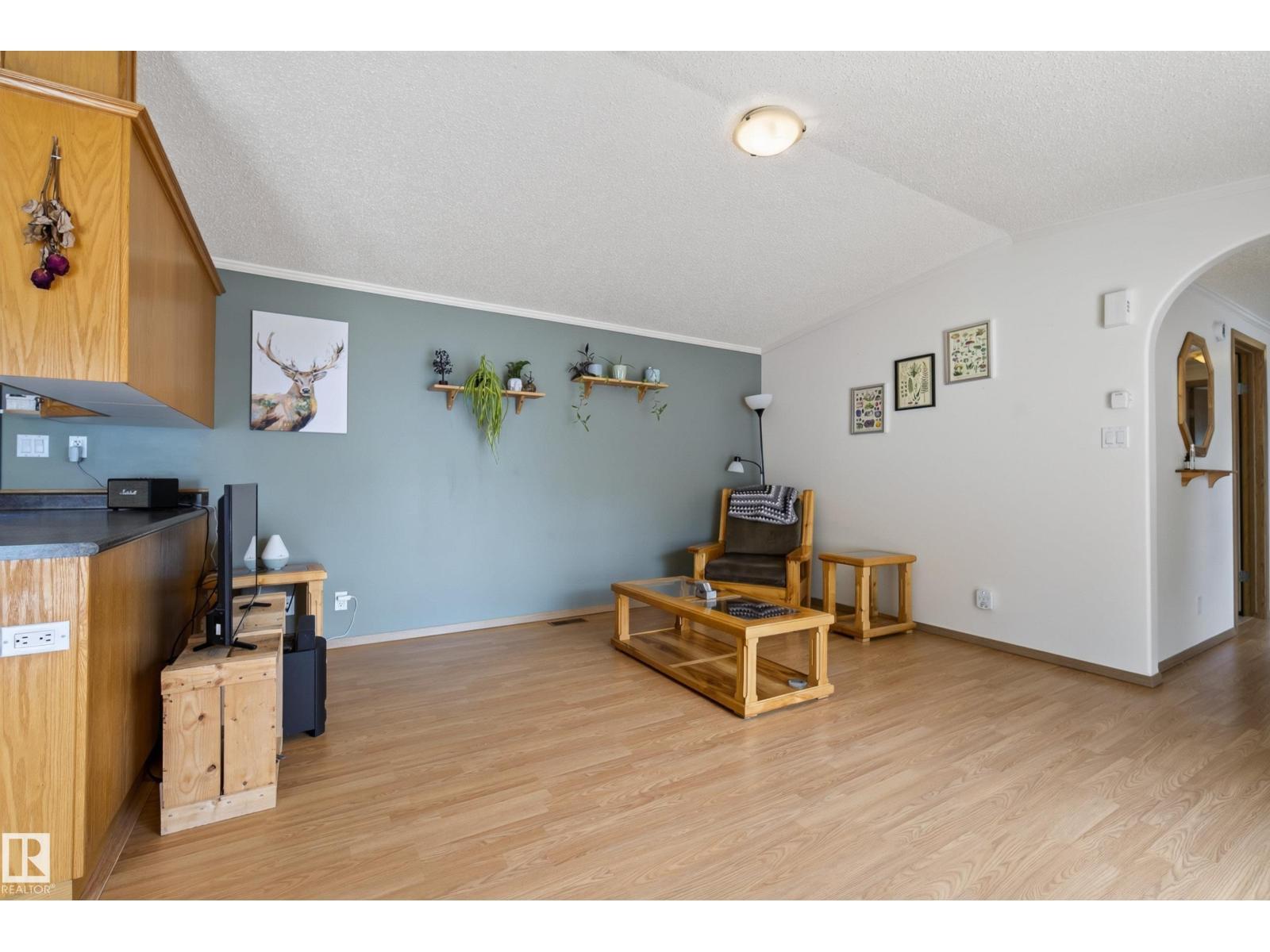 547 Evergreen Park Nw, Edmonton, AB - Indoor