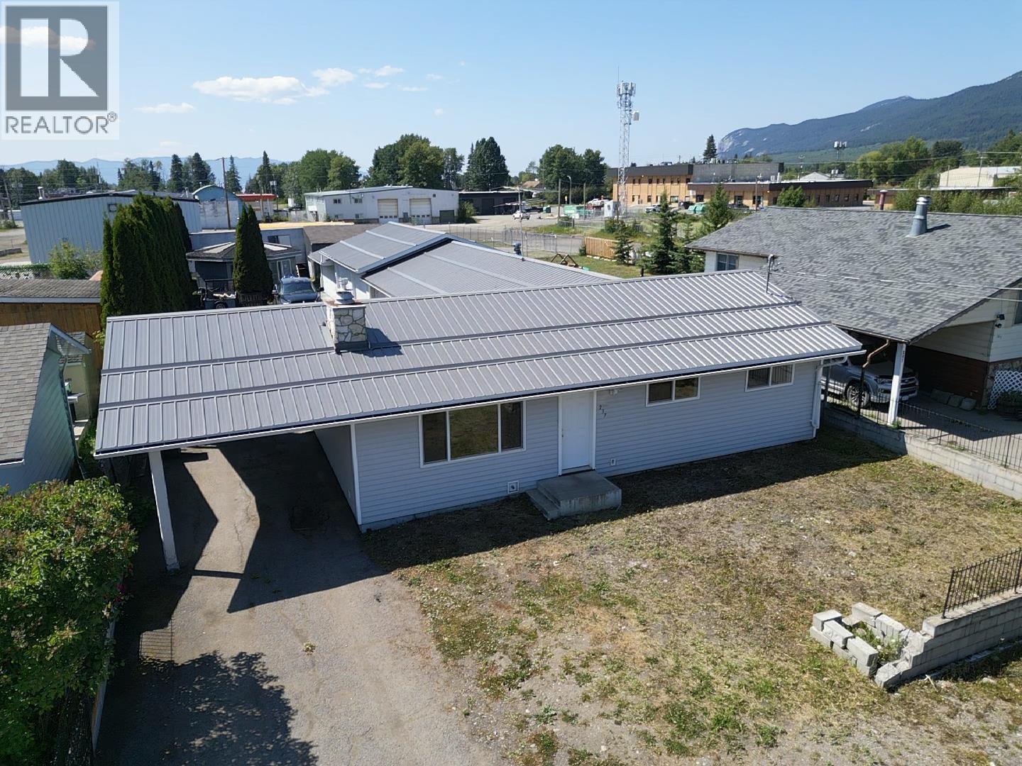 237 E 3Rd Avenue, Fort St. James, BC - Outdoor