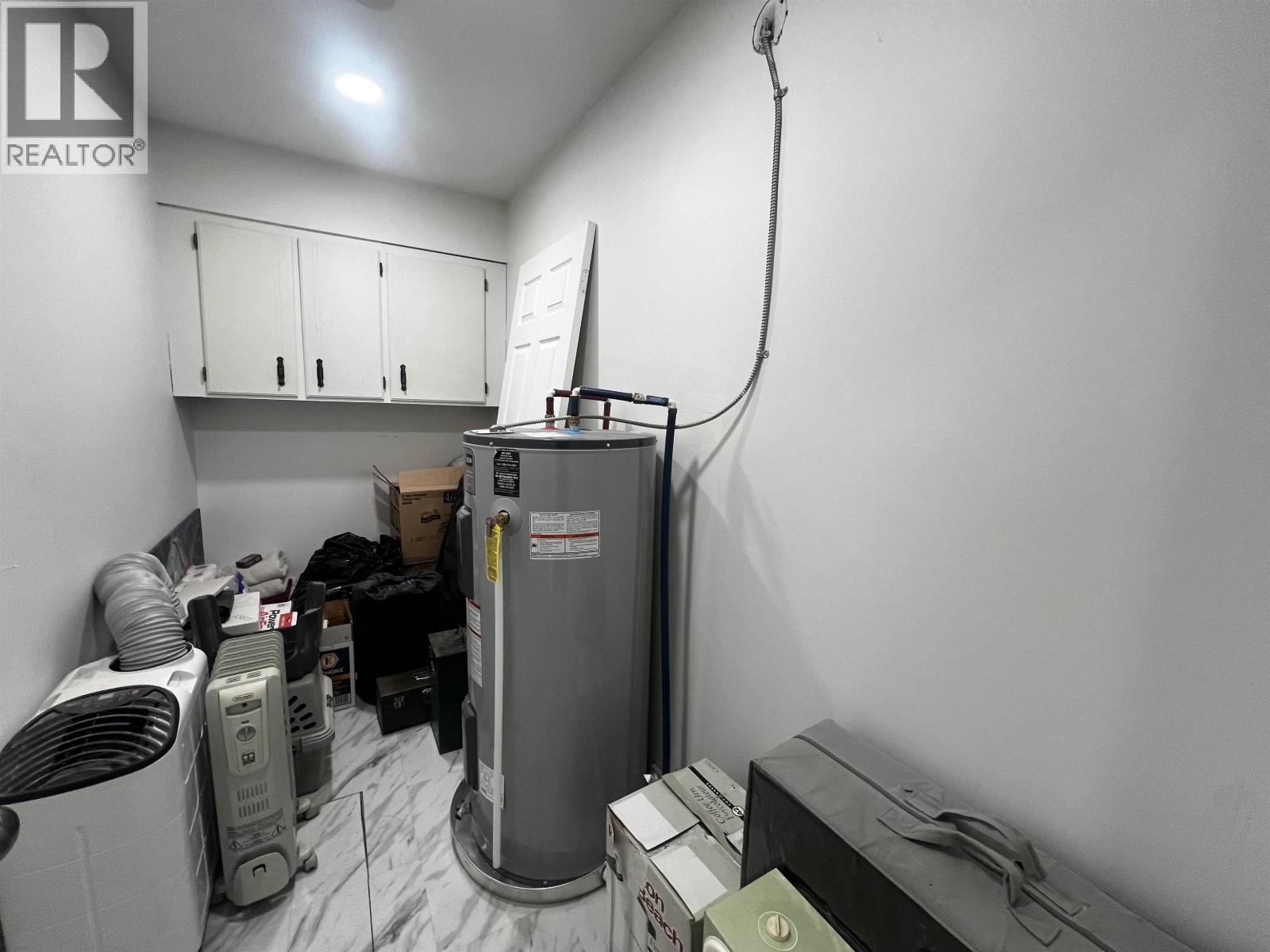 237 E 3Rd Avenue, Fort St. James, BC - Indoor