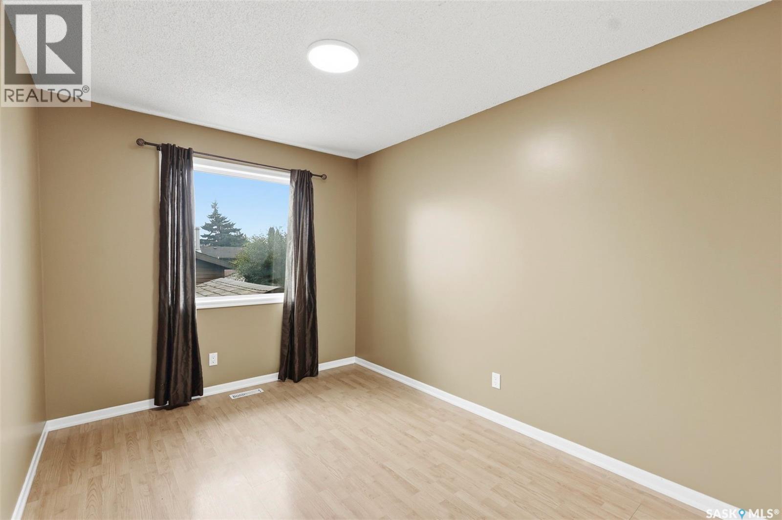 210 Laval Crescent, Saskatoon, SK - Indoor Photo Showing Other Room