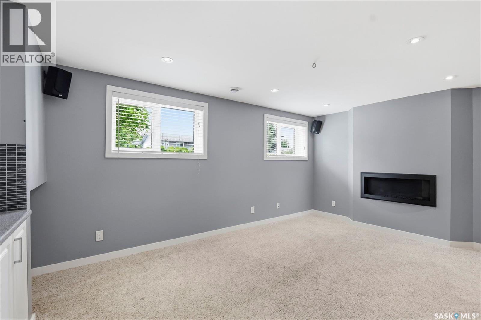 210 Laval Crescent, Saskatoon, SK - Indoor With Fireplace