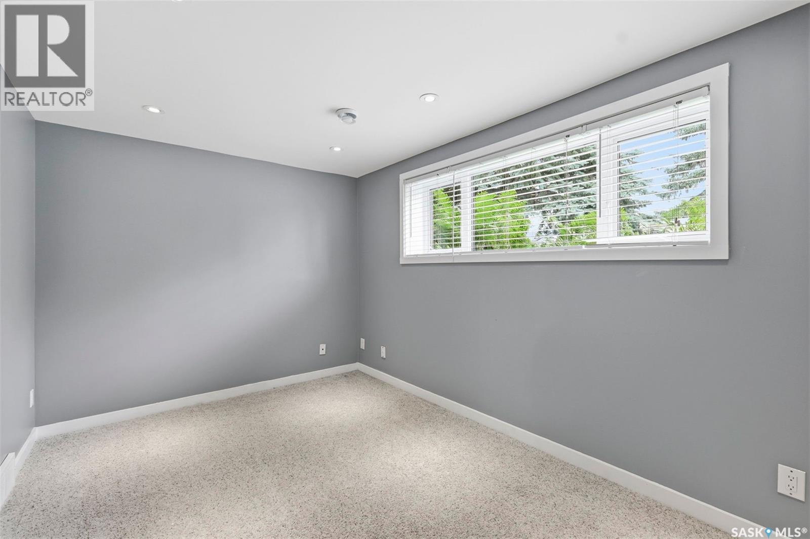 210 Laval Crescent, Saskatoon, SK - Indoor Photo Showing Other Room