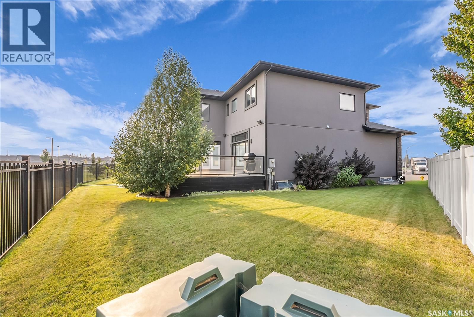138 Flegel Court, Saskatoon, SK - Outdoor With Deck Patio Veranda