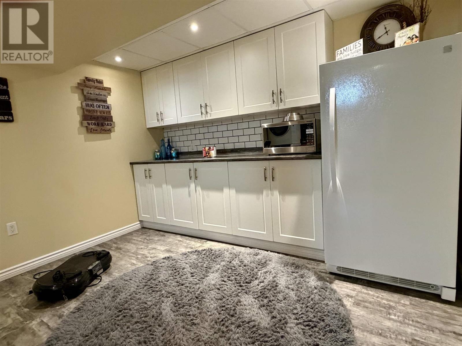 30 Colwill Dr, Elliot Lake, ON - Indoor