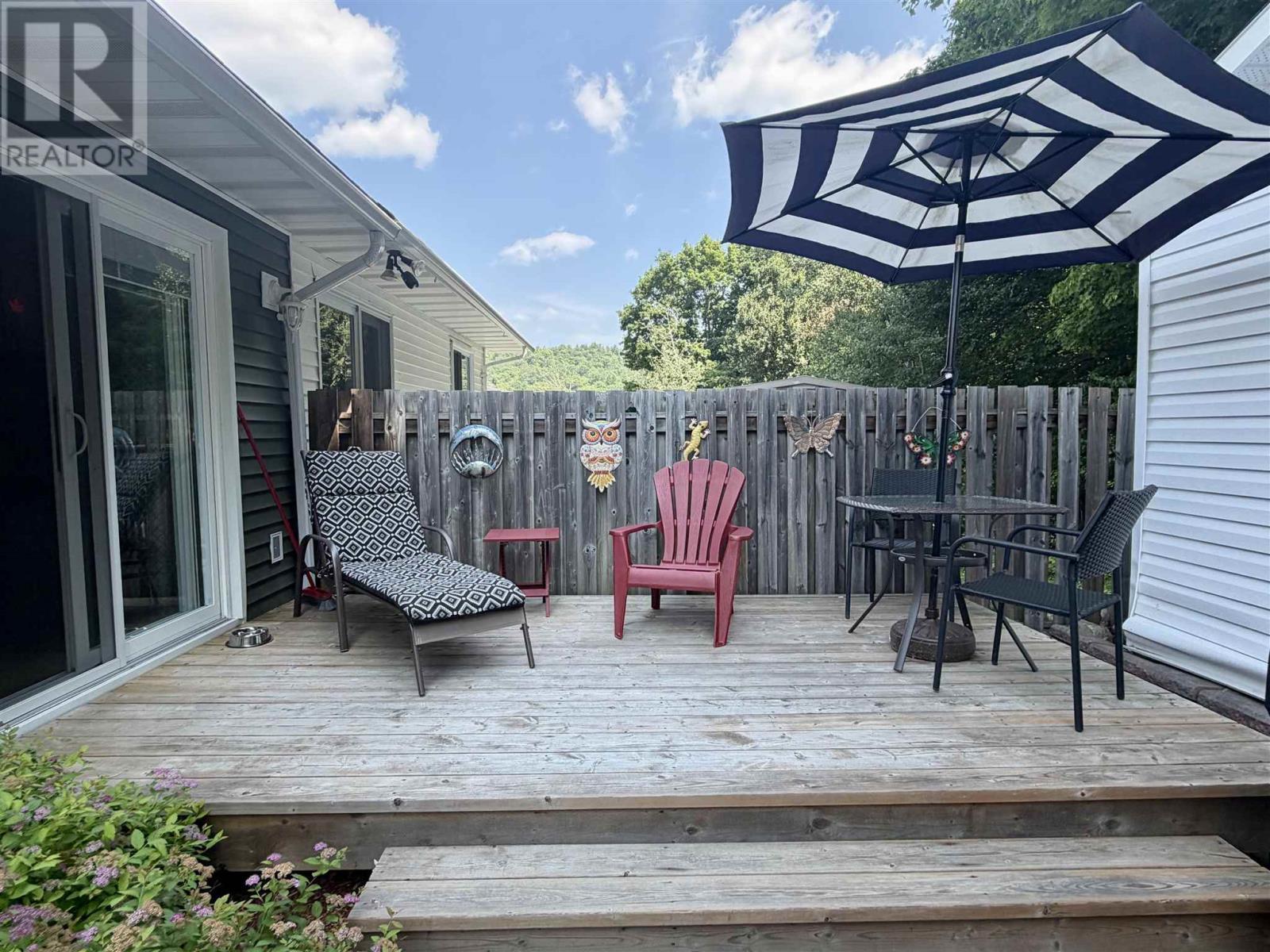 30 Colwill Dr, Elliot Lake, ON - Outdoor With Deck Patio Veranda With Exterior