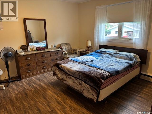 1009 Main Street, Canora, SK - Indoor Photo Showing Bedroom
