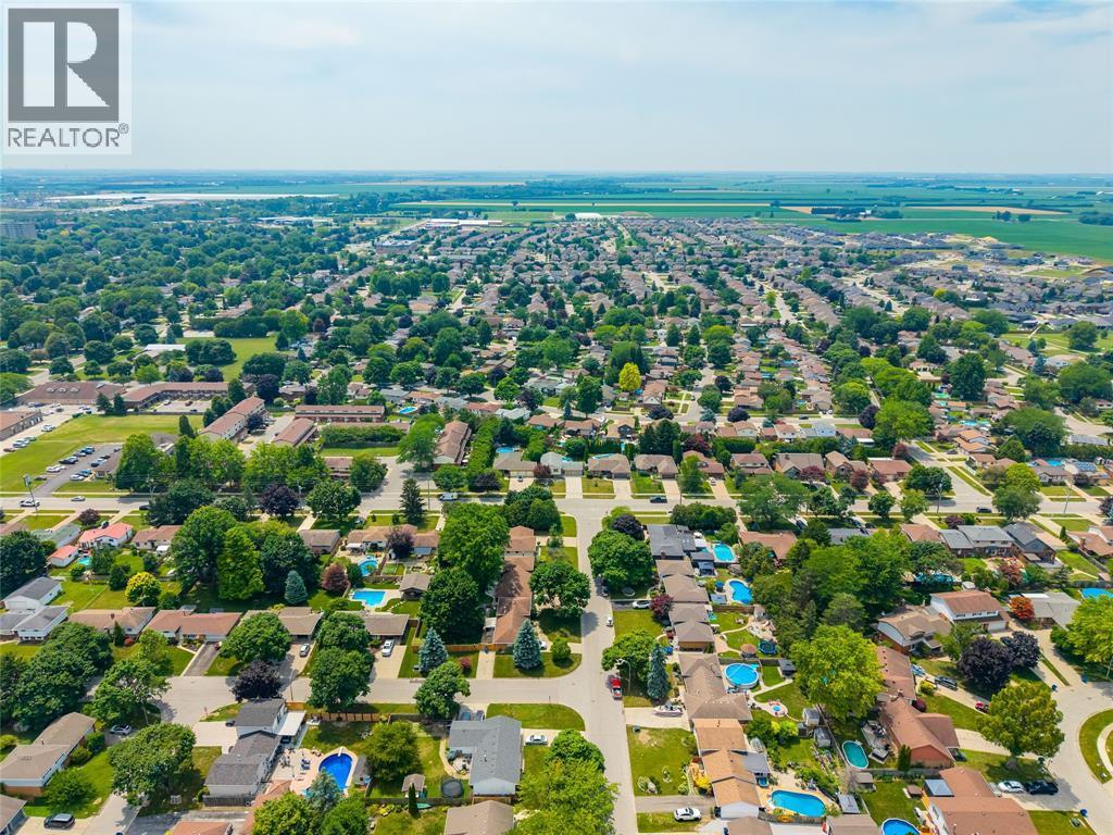 8 Parry Drive, Chatham, ON - Outdoor With View