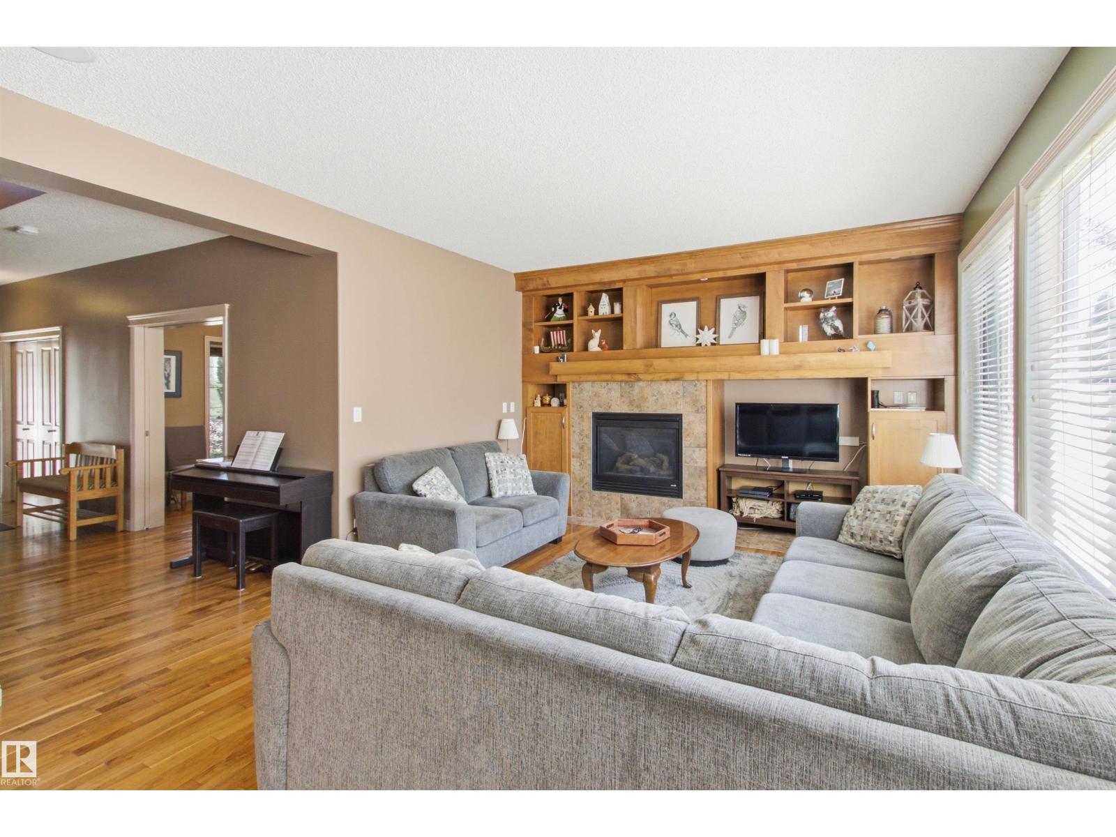 12429 17A Av Sw, Edmonton, AB